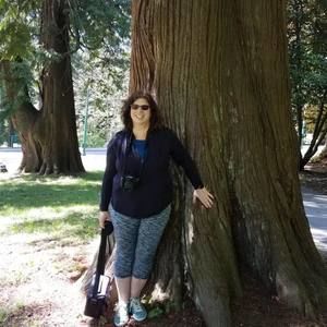 Meet your Posher, Nora